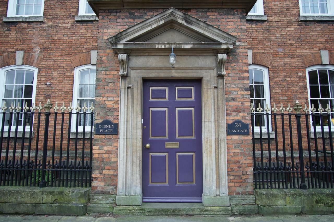 West Wing D'Isney Place. Lincoln Eksteriør bilde